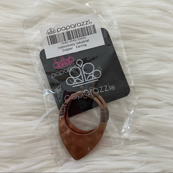 Lot of 3 Pairs NWT Paparazzi Earrings - Picture 3 of 4